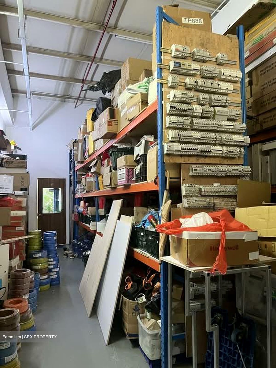 Noble Warehouse (D13), Factory #575746971